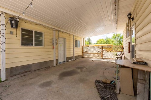 2305 7 Avenue North, Lethbridge, AB 