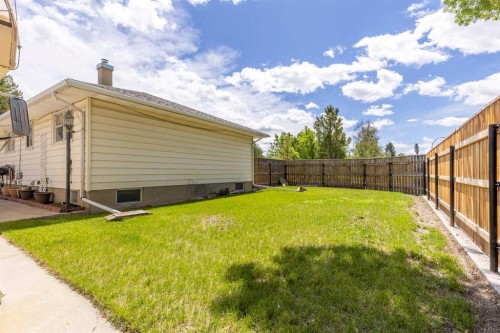 2305 7 Avenue North, Lethbridge, AB 