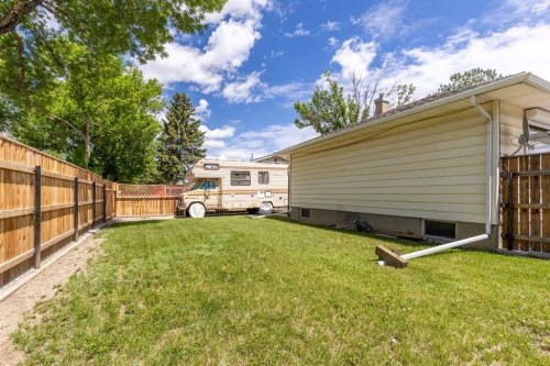 2305 7 Avenue North, Lethbridge, AB 
