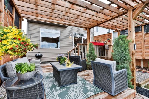 874 Greywolf Run North, Lethbridge, AB 