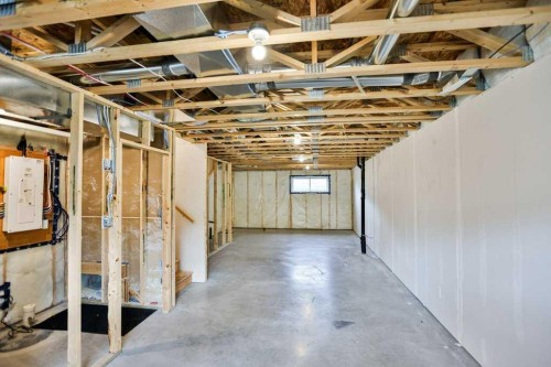 267 Grassland Boulevard West, Lethbridge, AB 
