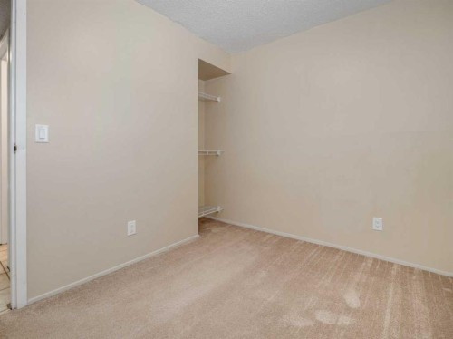 2-269 Laval Boulevard West, Lethbridge, AB 