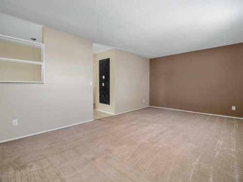 2-269 Laval Boulevard West, Lethbridge, AB 
