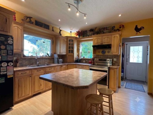 13202 19 Avenue, Blairmore, AB 