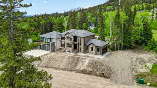 72 Kananaskis Drive, Coleman, AB 