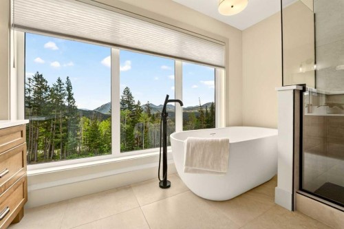 72 Kananaskis Drive, Coleman, AB 