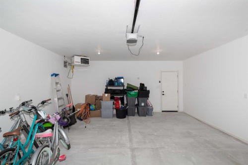 80 Blackwolf Lane North, Lethbridge, AB 