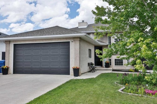 1102 24 Avenue  Coaldale, AB T1M 1N4