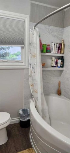 526 33 Street South, Lethbridge, AB 