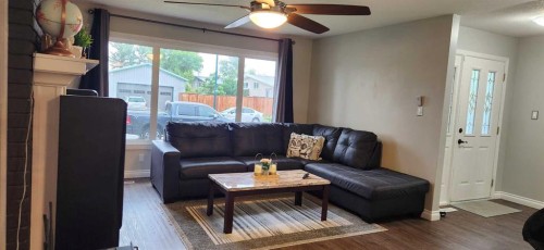 526 33 Street South, Lethbridge, AB 