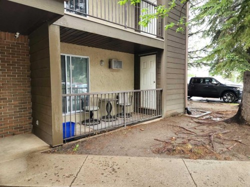 101-440 Columbia Boulevard West, Lethbridge, AB - Outdoor With Exterior