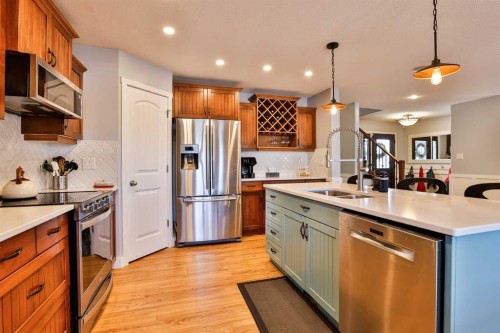 287 Firelight Crescent West, Lethbridge, AB 