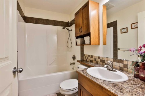 287 Firelight Crescent West, Lethbridge, AB 
