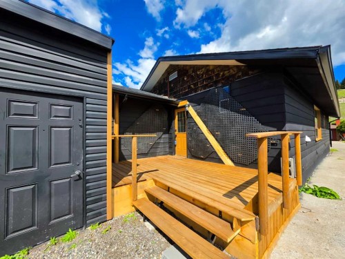 6726 17 Avenue, Coleman, AB - Outdoor With Exterior