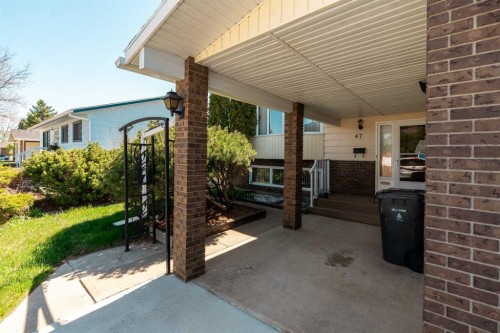 47 Ryerson Road West, Lethbridge, AB - Outdoor