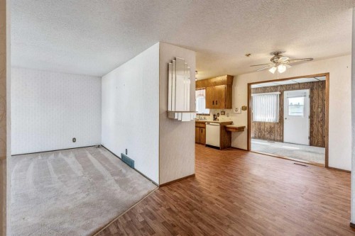 47 Ryerson Road West, Lethbridge, AB - Indoor