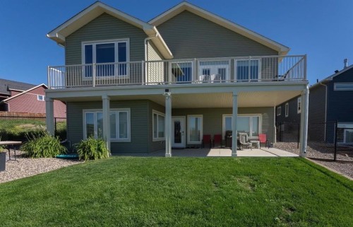 202 Lake Drive, Coalhurst, AB 