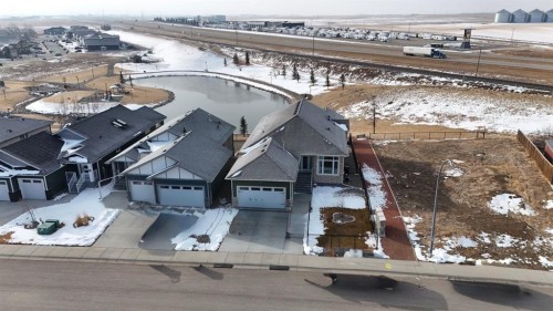 202 Lake Drive, Coalhurst, AB 