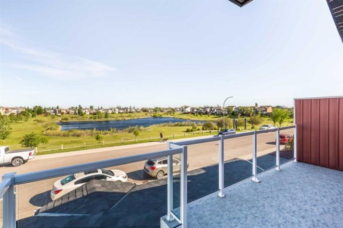 208-210 Firelight Way West, Lethbridge, AB 