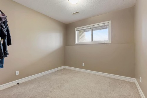 6-762 Heritage Boulevard West, Lethbridge, AB 