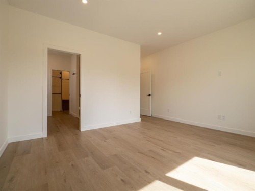 26 Rivergrove Run West, Lethbridge, AB 