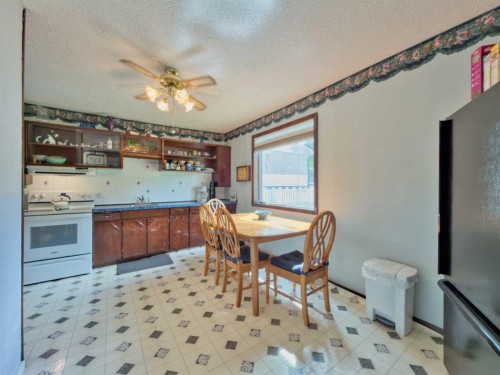 22830 6 Avenue, Hillcrest, AB - Indoor