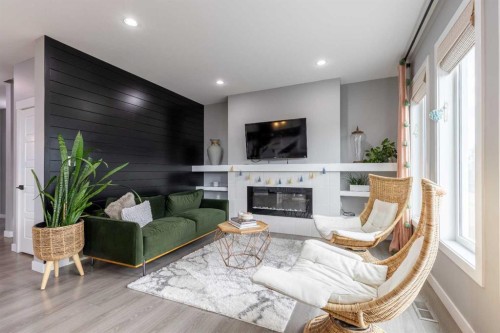 575 Moonlight Lane West, Lethbridge, AB 