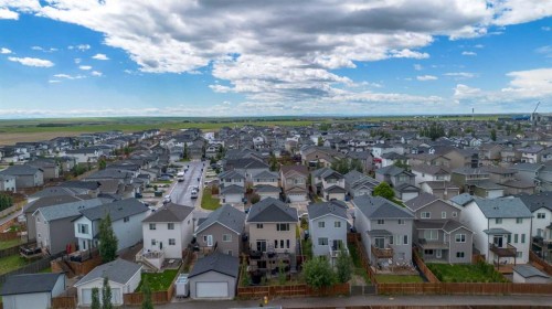575 Moonlight Lane West, Lethbridge, AB 