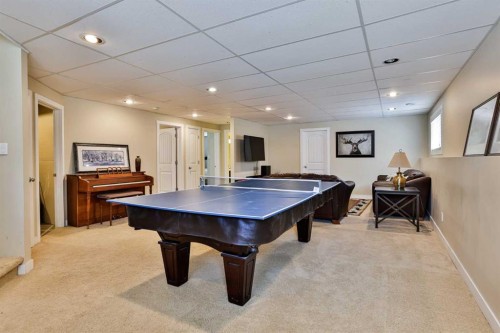 111 Firelight Way West, Lethbridge, AB 