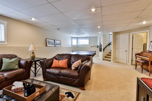 111 Firelight Way West, Lethbridge, AB 