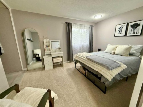 20-115 Lafayette Boulevard West, Lethbridge, AB 