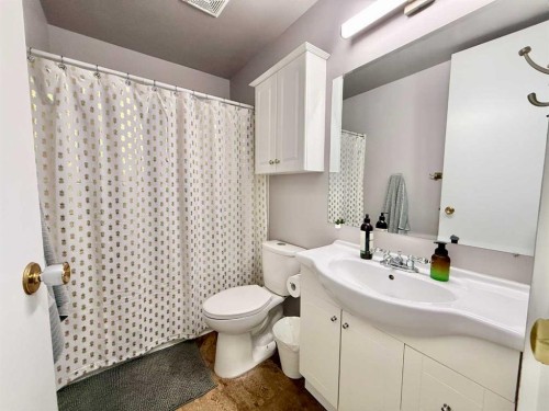20-115 Lafayette Boulevard West, Lethbridge, AB 