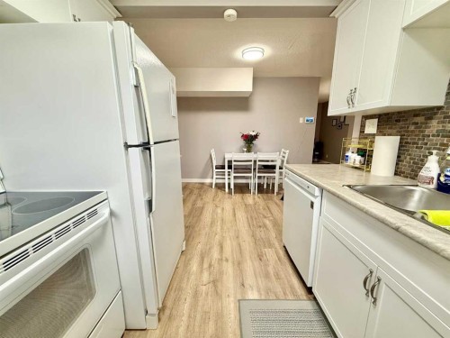 20-115 Lafayette Boulevard West, Lethbridge, AB 