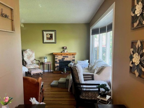 953 Columbia Boulevard West, Lethbridge, AB 
