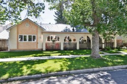 1021 7 Street NORTHLethbridge, AB T1H 1Y8