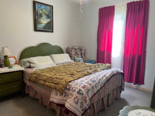125S 150 West, Raymond, AB 