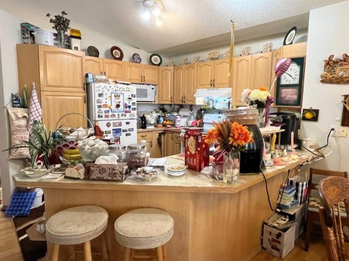 125S 150 West, Raymond, AB 