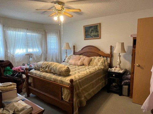 125S 150 West, Raymond, AB 