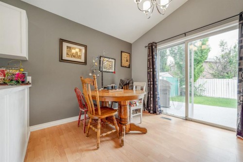 260 Red Crow Boulevard West, Lethbridge, AB 