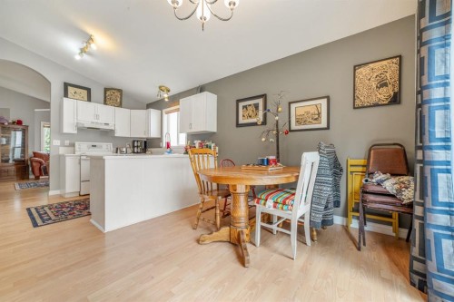 260 Red Crow Boulevard West, Lethbridge, AB 