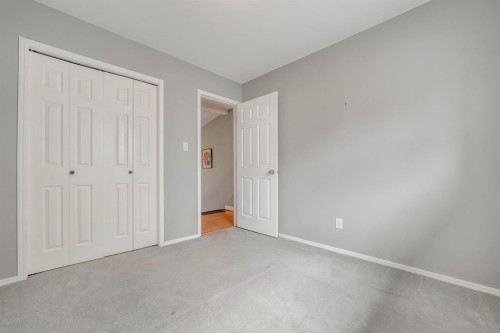 260 Red Crow Boulevard West, Lethbridge, AB 