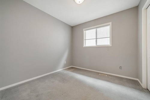 260 Red Crow Boulevard West, Lethbridge, AB 