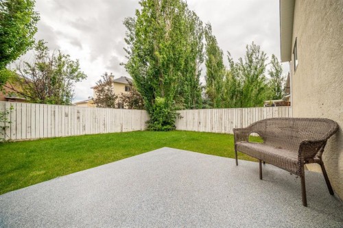 260 Red Crow Boulevard West, Lethbridge, AB 