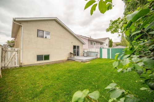 260 Red Crow Boulevard West, Lethbridge, AB 