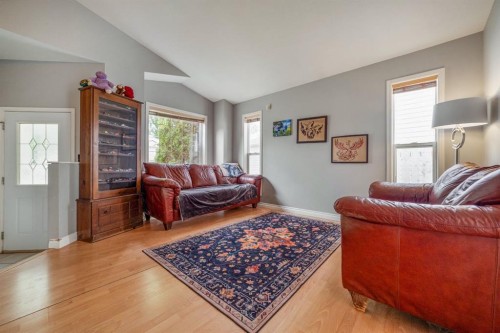 260 Red Crow Boulevard West, Lethbridge, AB 