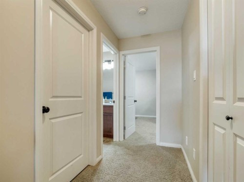 554 Margaret Sutherland Crescent North, Lethbridge, AB 