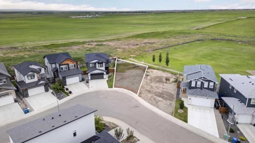 1282 Pacific Circle West, Lethbridge, AB 