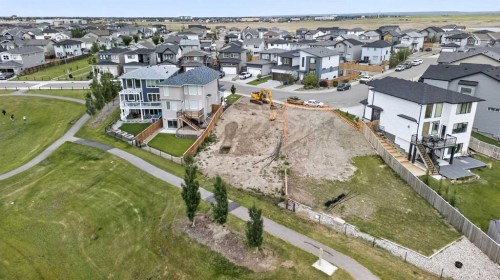 1282 Pacific Circle West, Lethbridge, AB 