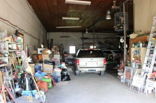 61048 Hwy 844, Raymond, AB - Indoor Photo Showing Garage