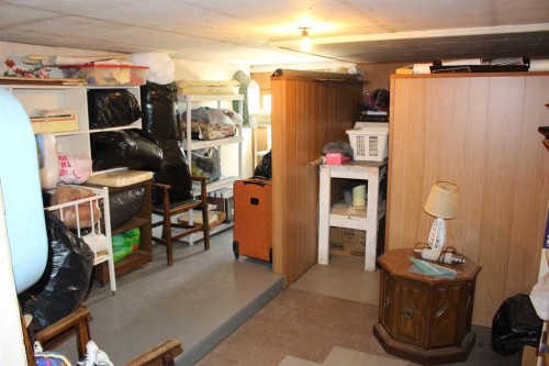 61048 Hwy 844, Raymond, AB - Indoor